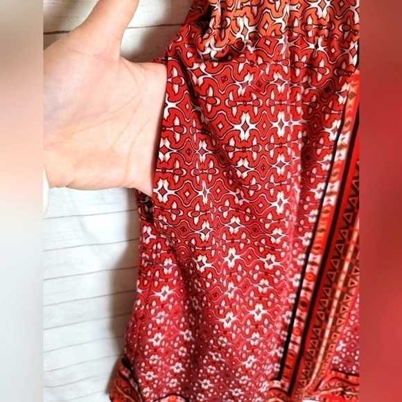 WHBM GEOMTRIC PRINT SATIN CHEMISE DRESS, SZ MEDIUM - Picture 5 of 15